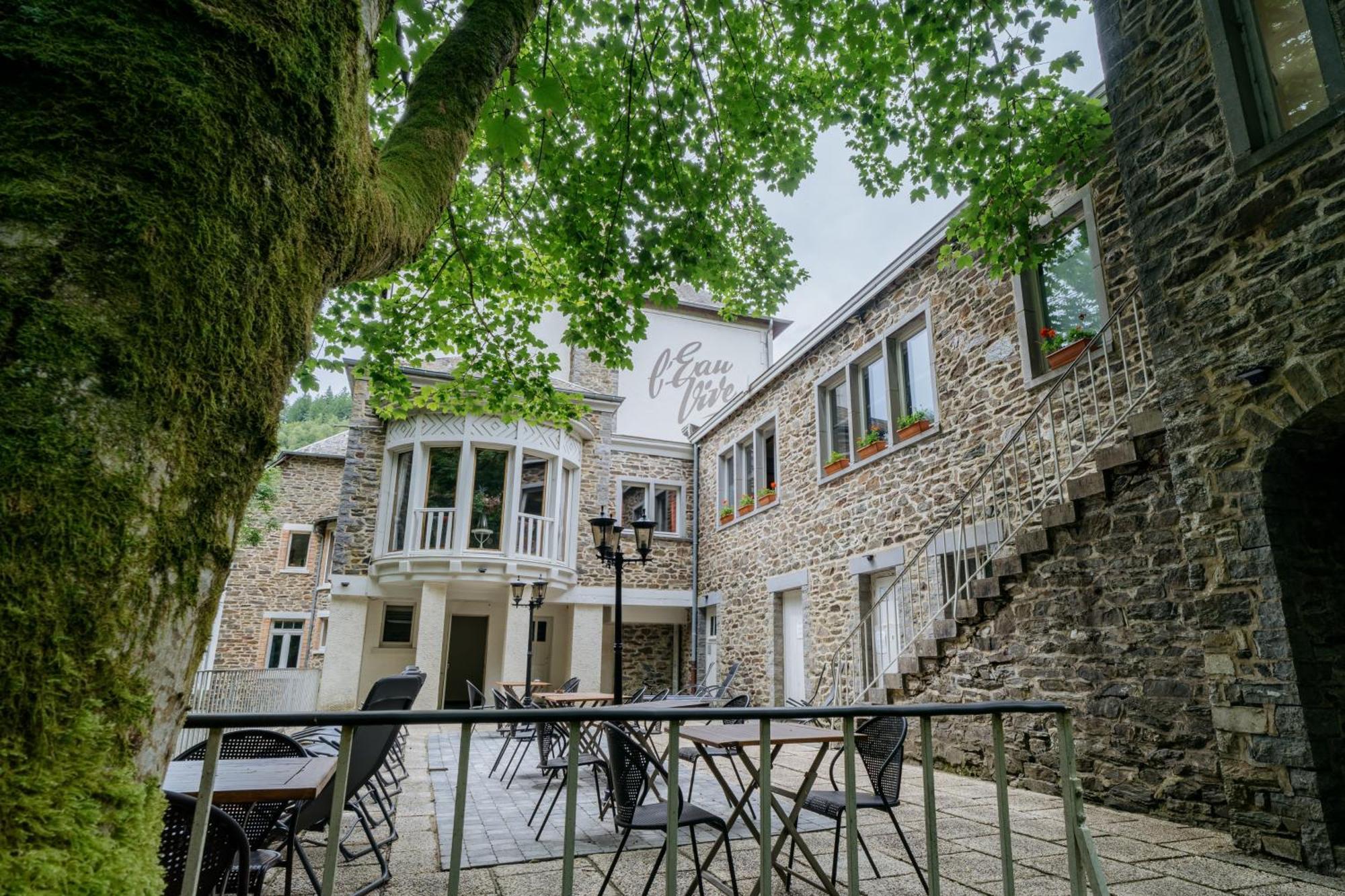 奥维酒店 瑟穆瓦河畔夫雷斯 外观 照片